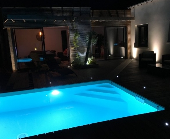 Installation d'une piscine et terrasse
